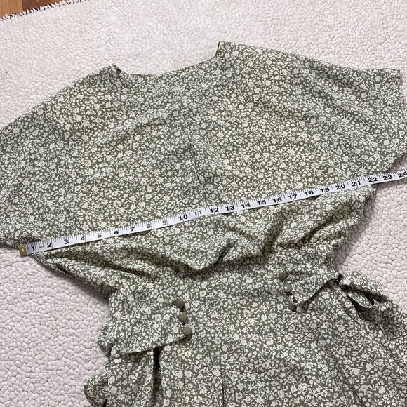 Vintage Sage Green Floral Short Sleeve MIDI Dress Size Medium (9) - Picture 10 of 16